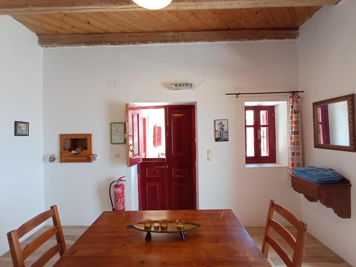 Anemos Guest House Karpathos Olympos  Exteriör bild