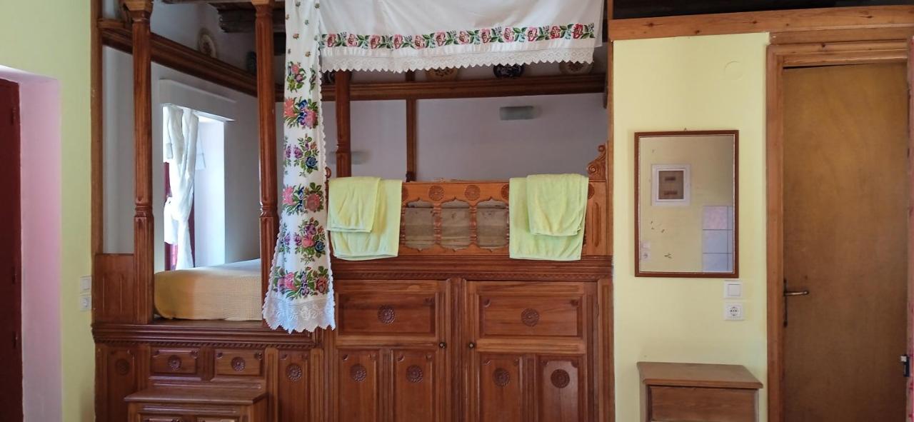 Anemos Guest House Karpathos Olympos  Exteriör bild