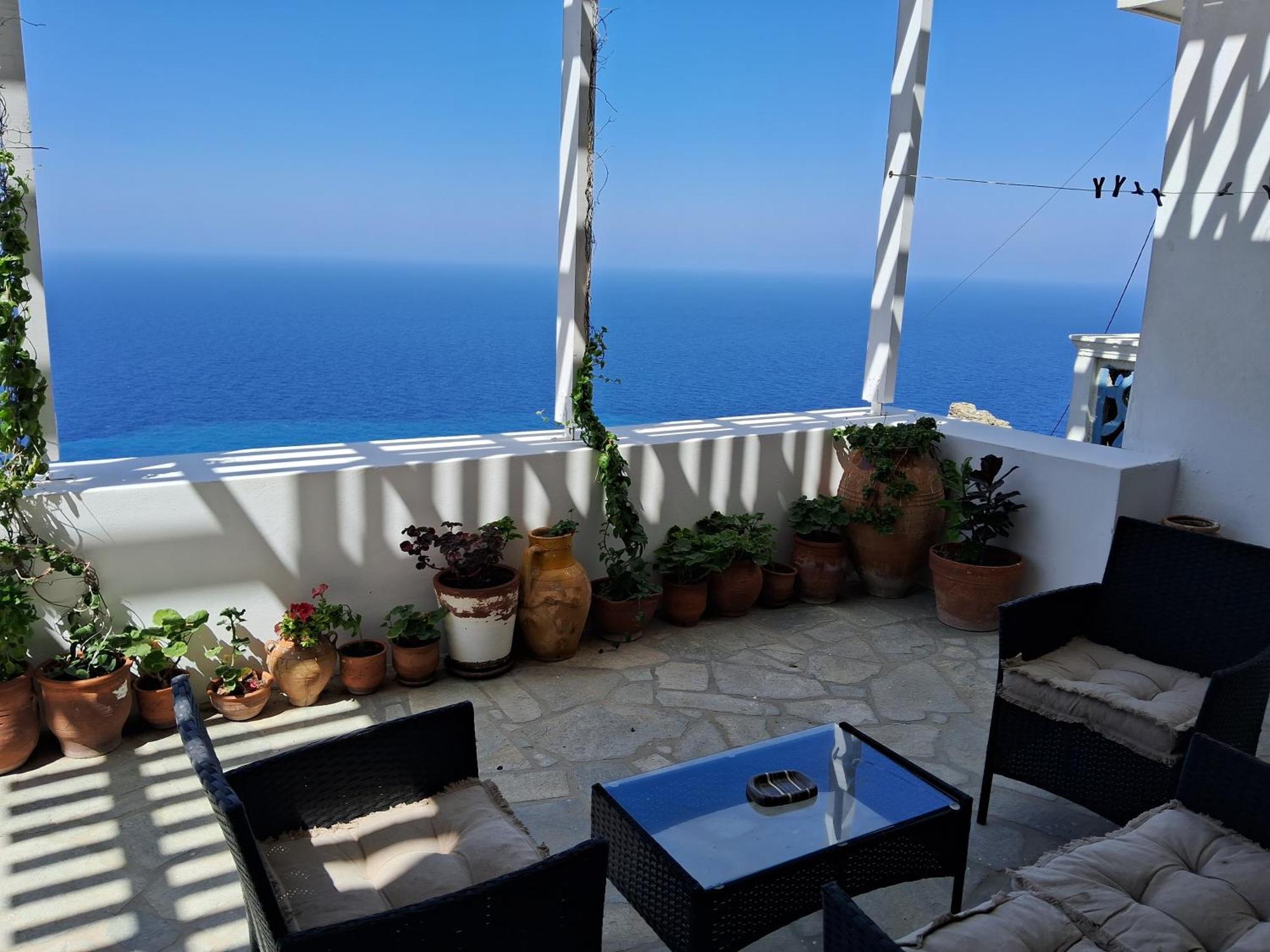 Anemos Guest House Karpathos Olympos  Exteriör bild